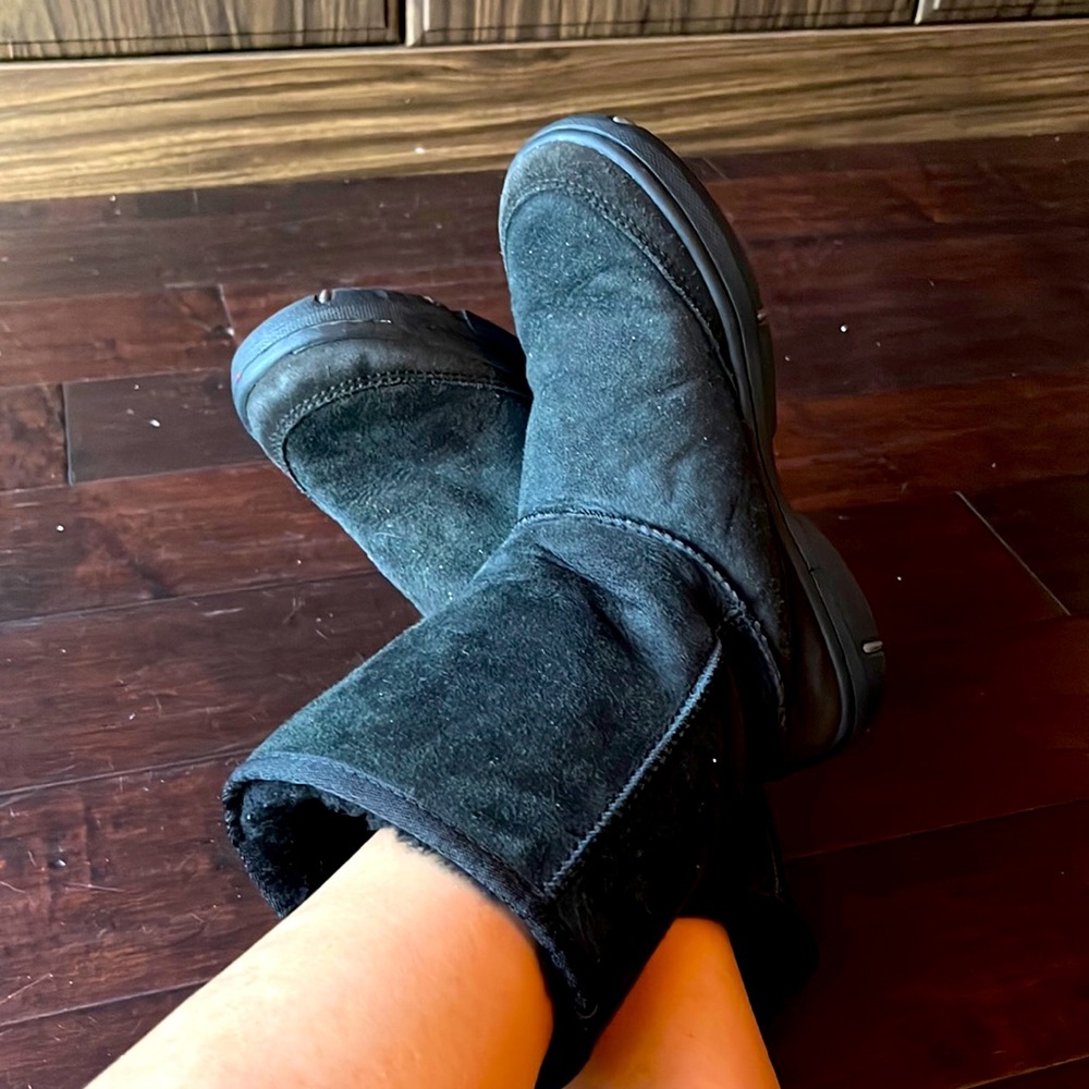 Ugg Ultimate Short 5275 Black Suede Sheepskin 8